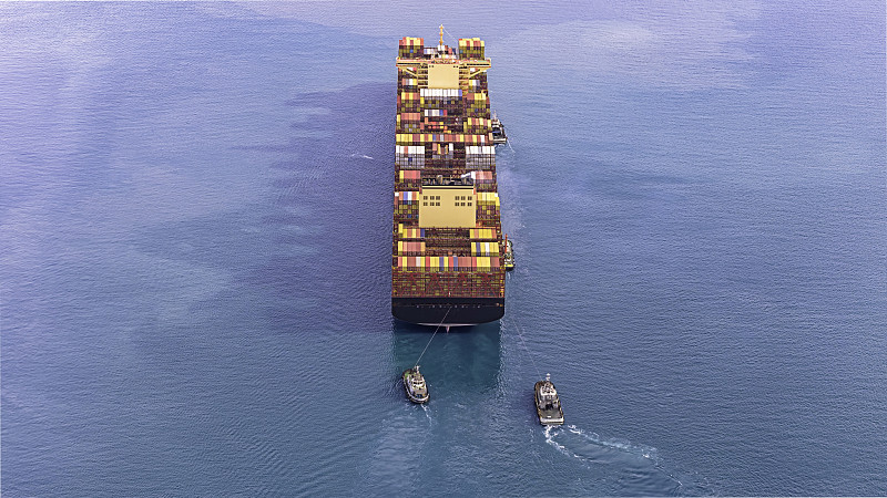 试论国际货运代理的法律地位与责任