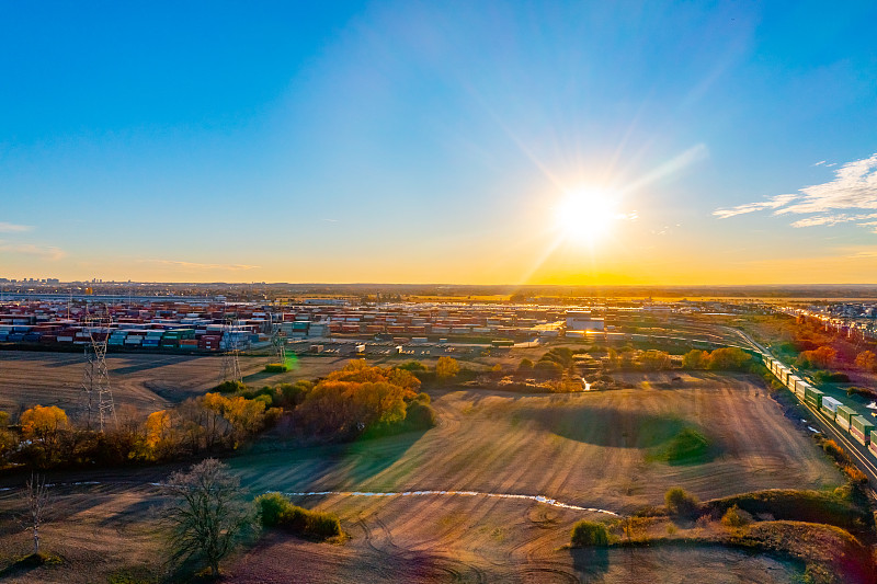 中国北京至波特兰的完美日记粉底液使用空运物流专线9天送达
