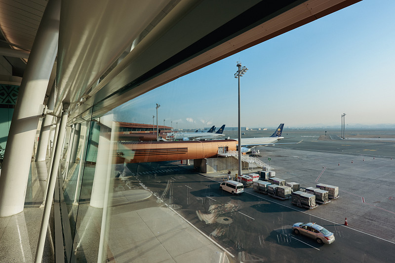 中国深圳大白兔奶糖采用拼货空运15天内送到澳大利亚阳光海岸