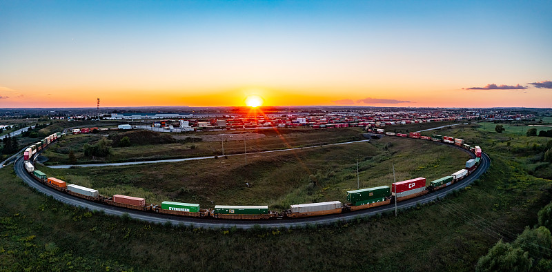 有线麦克风采取中国上海国际空运专线送达澳大利亚布里斯班(Brisbane)