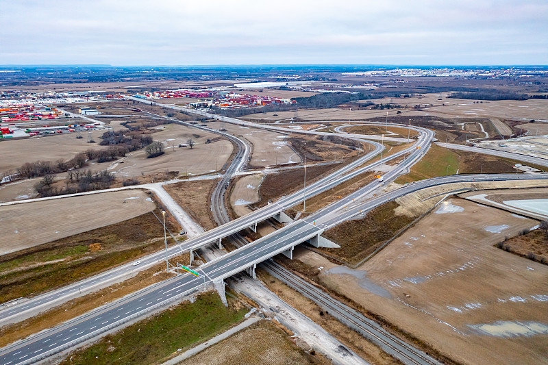 深圳至澳大利亚卡拉萨(Karratha)的钢铁使用拼货空运5天内送达