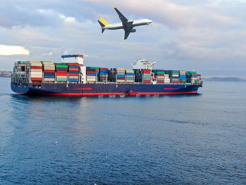 深圳羽绒服使用航空快递7天内配送到澳大利亚吉朗(Geelong) 深圳羽绒服使用航空快递7天内配送到澳大利亚吉朗(Geelong)