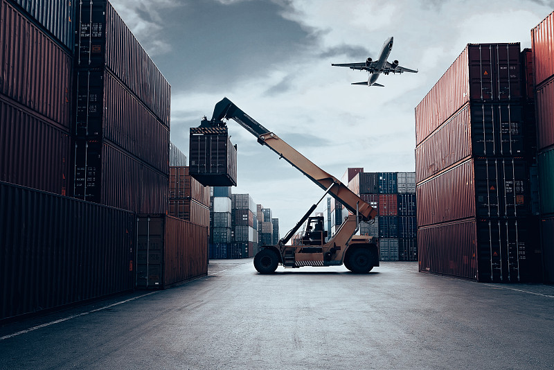 拉杆箱借用深圳空运物流专线速递到澳洲墨尔本(Melbourne)