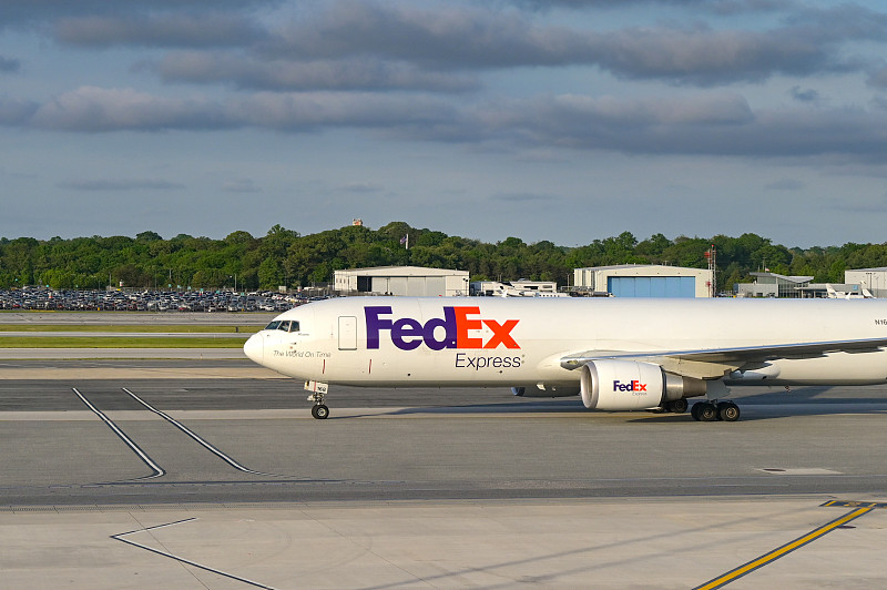 基础化工品中国青岛海上运输安全送达纽卡斯尔 (Newcastle)