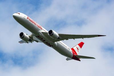 中国广州混音器采用空运物流专线12天内送达澳大利亚汤斯维尔(Townsville)