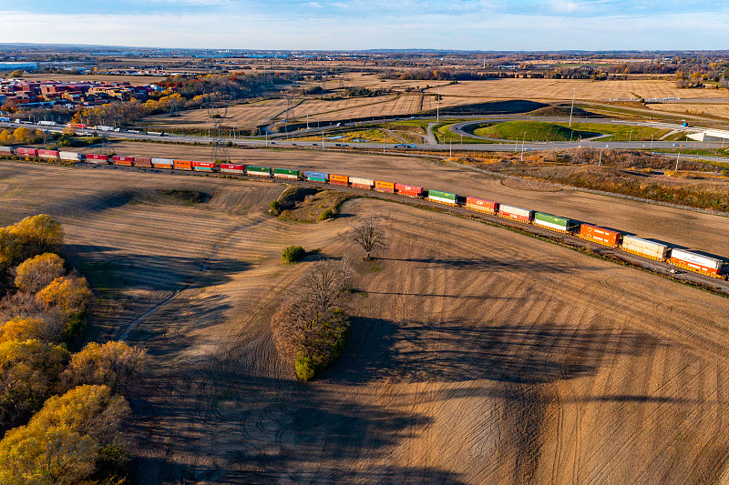 上海至波特兰的电脑清洁工具使用国际快递12天送到