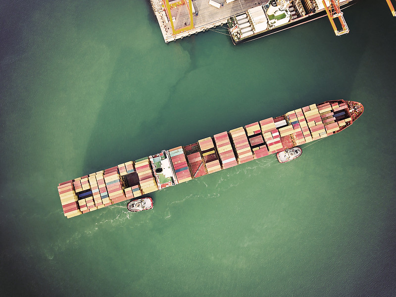 木制柱借助中国义乌海空联运配送到澳大利亚墨尔本