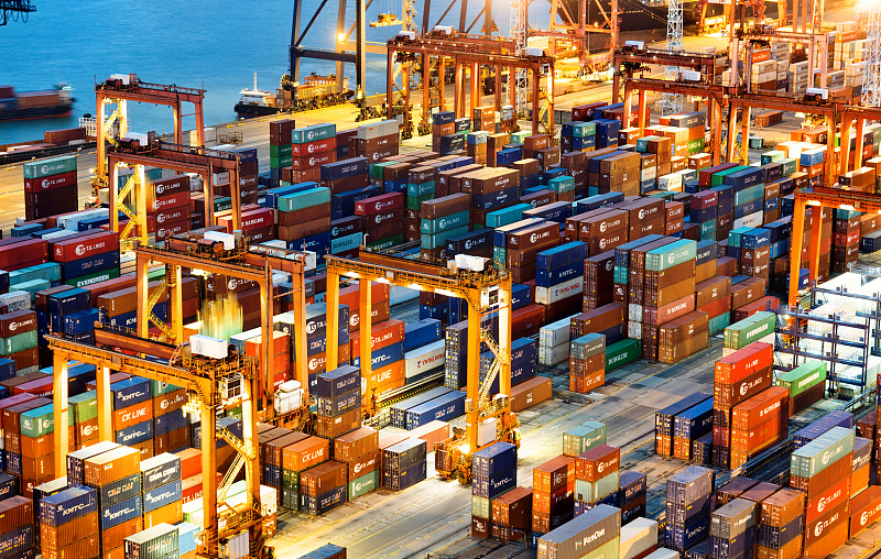 机械设备经过台中国际海空联运配达霍巴特 (Hobart)