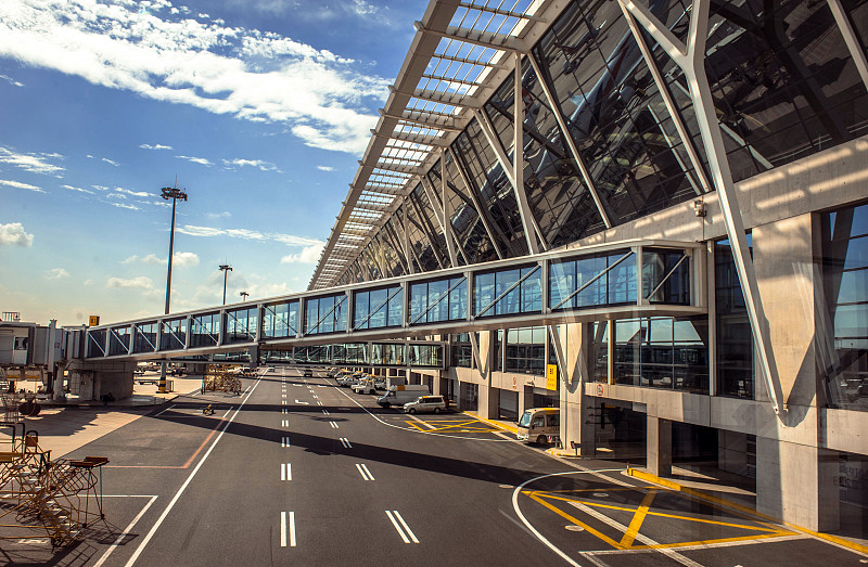 原料药通过中国南京多式联运运送至澳洲黑德兰港