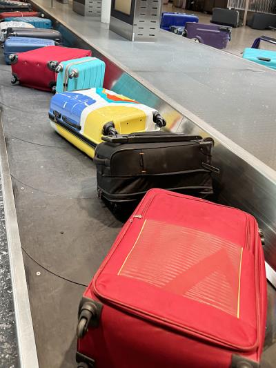 手机壳（各种材质、颜色、图案）借助中国武汉多式联运发往澳大利亚纽卡斯尔