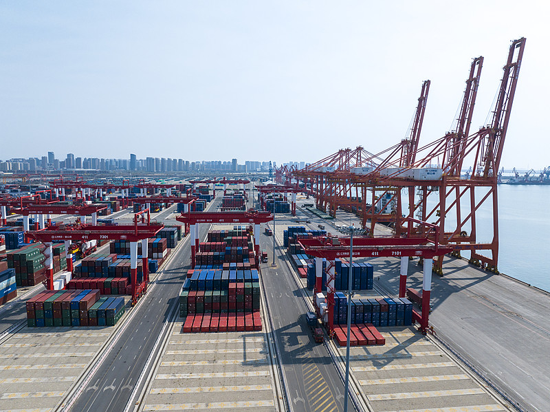 工业机器人采用重庆海洋运输安全送达澳大利亚肯布拉港(PortKembla)