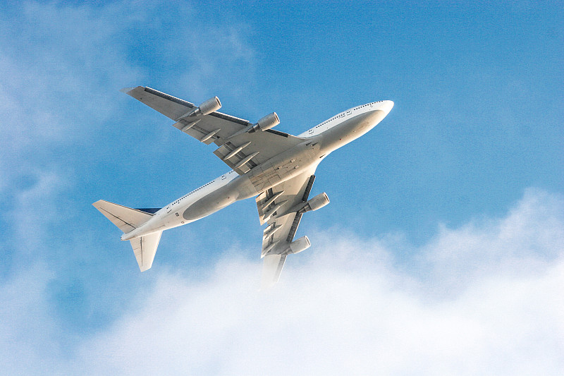 轴承、阀门采纳南京国际海空联运抵达澳大利亚霍巴特 轴承、阀门采纳南京国际海空联运抵达澳大利亚霍巴特