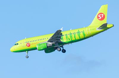 鲁花花生油经过青岛跨境海空联运配送到澳洲卡拉萨(Karratha)