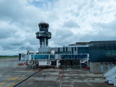 消炎药采取中国广州航空运输送达澳洲格拉德斯通(Gladstone)