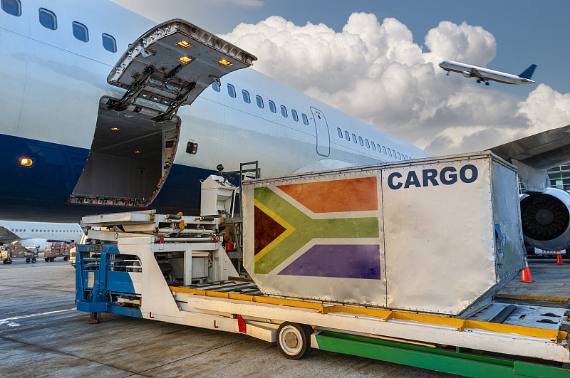 卫星组件借助连云港多式联运抵达澳洲黑德兰港 卫星组件借助连云港多式联运抵达澳洲黑德兰港