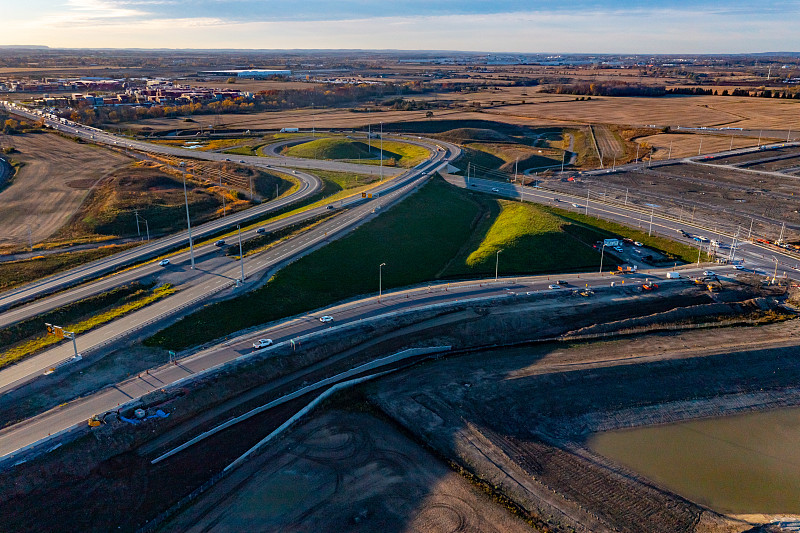 中国昆明平底锅采用跨境海空联运14天送达凯恩斯