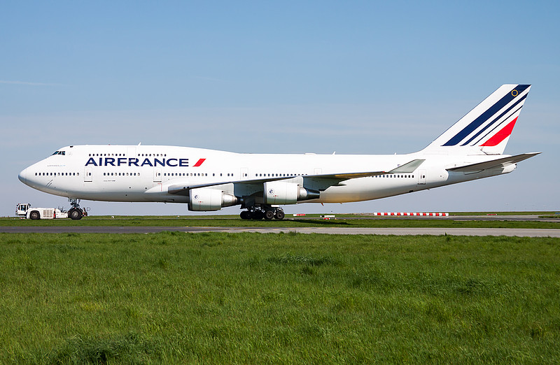 钢铁经中国青岛拼货空运送达澳洲德文波特(Devonport)