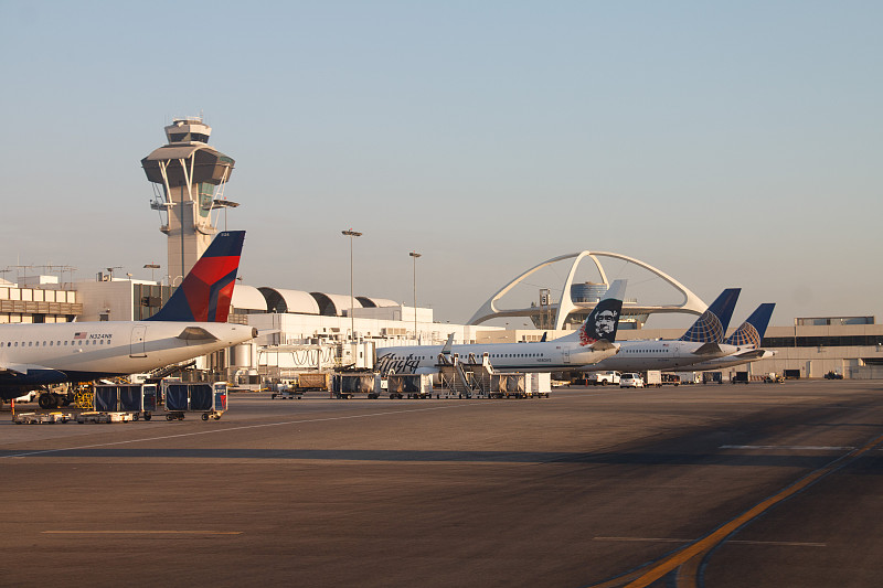 订书机运用中国北京跨境海空联运配送到澳大利亚黑德兰港