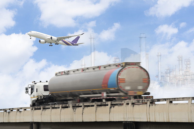 中国成都至澳洲格拉德斯通(Gladstone)的风油精使用空运快递14天送达