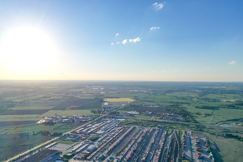 文件夹套采用大连空运门到门专线配送到澳洲纽卡斯尔 文件夹套采用大连空运门到门专线配送到澳洲纽卡斯尔