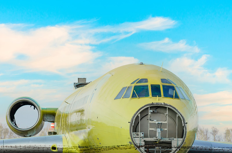 御泥坊泥膜经中国乌鲁木齐门到门空运送达澳大利亚阿德莱德