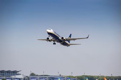 手机防蓝光膜选用中国东莞国际空运专线送到波特兰