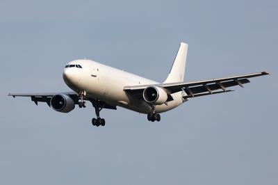 中国广州铝镁锰板使用航空快递12天内配送到堪培拉