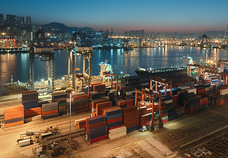 中欧班列开行五年发运货物货值超30亿美元