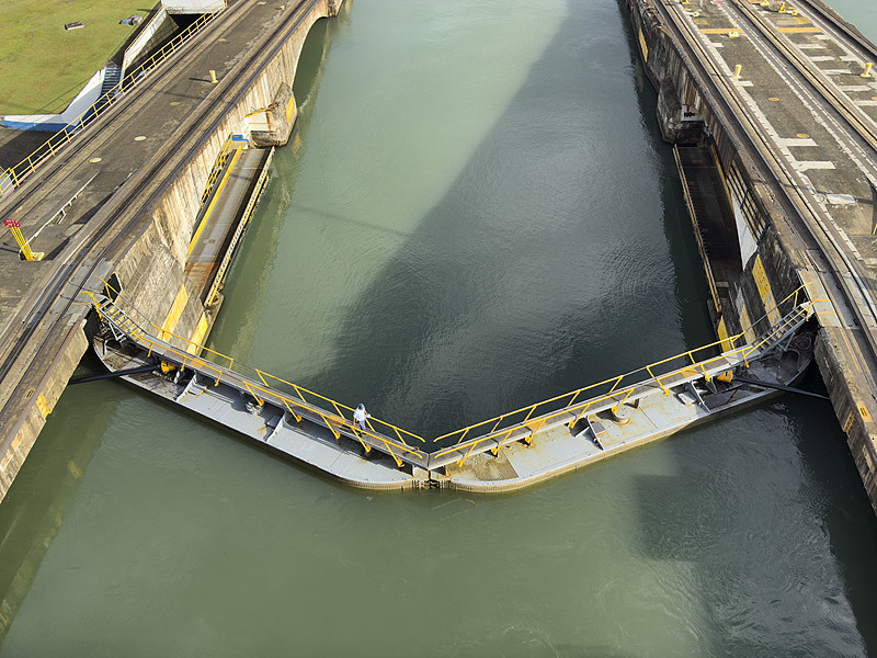 提速50% 福建省首列快速多式联运班列发车 提速50% 福建省首列快速多式联运班列发车