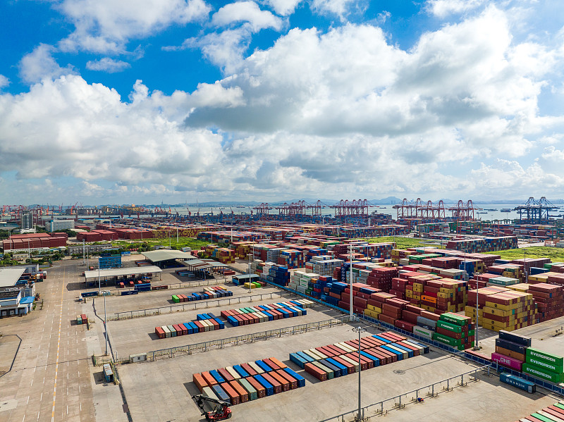 CNC推出新的KI8服务,首次停靠JICT码头 CNC推出新的KI8服务,首次停靠JICT码头