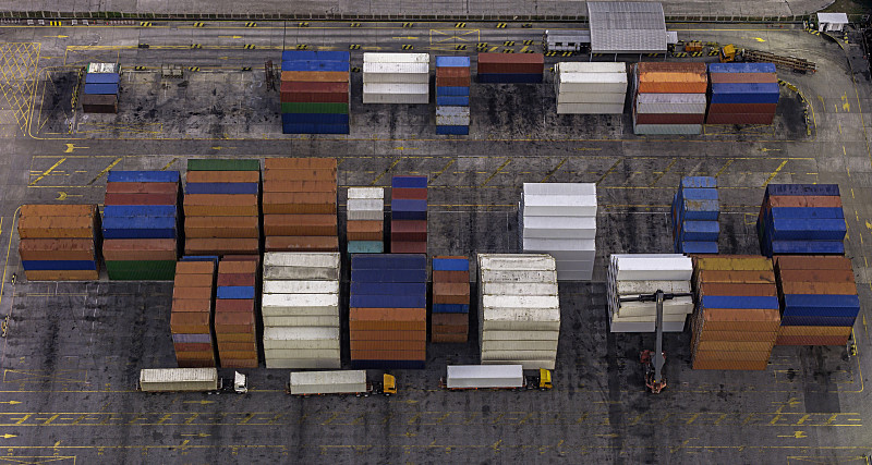 备货70万却痛失会员日秒杀...卖家欲联名起诉亚马逊！