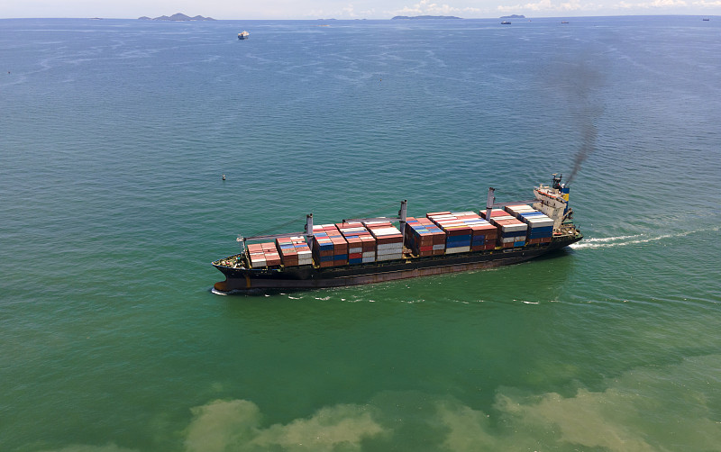 中欧班列中通道进出境班列货运量突破2000万吨