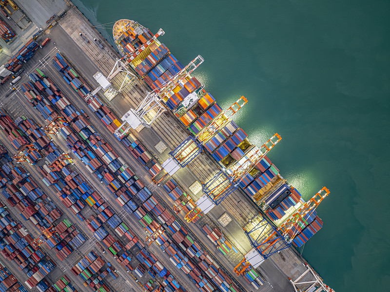 9月，长滩港货运量下滑3.9%