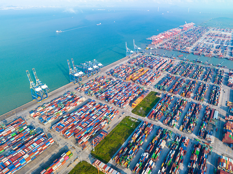 特朗普签令加征卡车新关税 美国车企面临高额损失