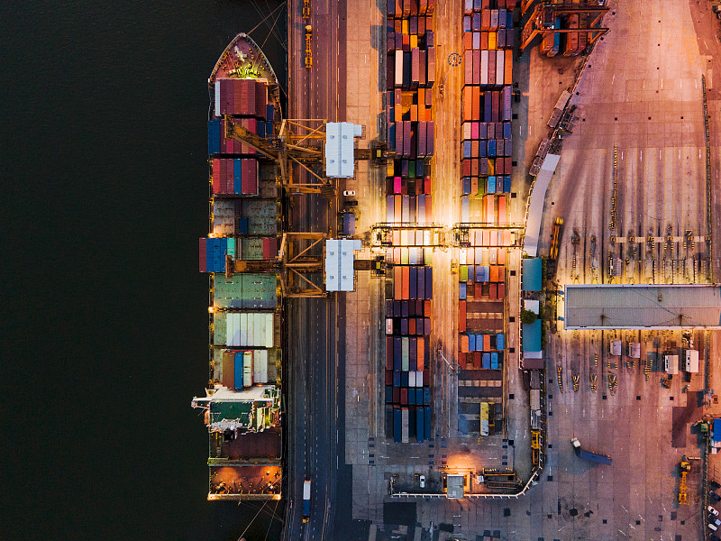 暂停关税无法阻止海运集装箱运价下滑! 暂停关税无法阻止海运集装箱运价下滑!