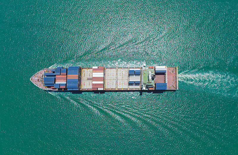 业绩喜人!中远海运国际2025年中期净利润增长25.6% 业绩喜人!中远海运国际2025年中期净利润增长25.6%