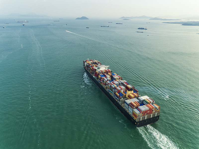 11月三峡库区载货汽车滚装船运输市场完成汽车运输量1.56万辆