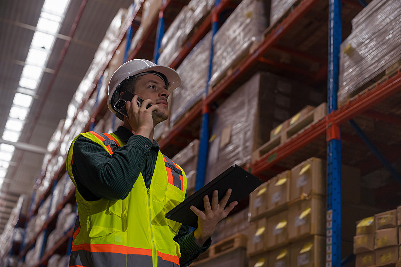 港口拥堵、运力洪流冲垮运价？苏伊士运河回归暗藏多少“变数”