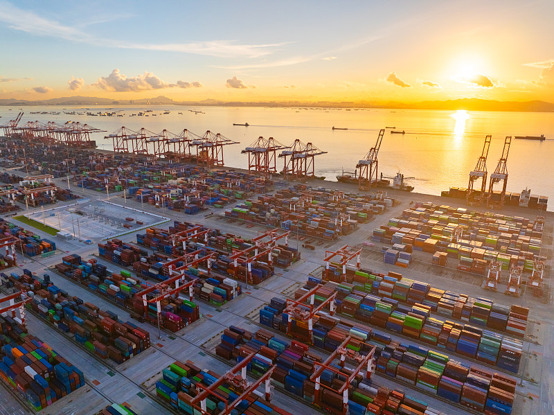 近5000公里、超137小时！粤港澳大湾区首开进藏集装箱班列