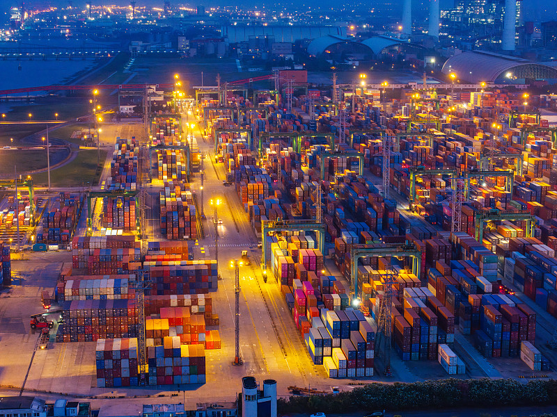 10月，美国从亚洲的集装箱进口下降8.4%