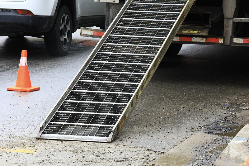 国际海运附加费BAF、CAF等常见费用 国际海运附加费BAF、CAF等常见费用