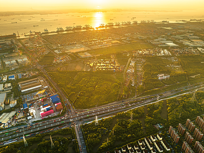 DHL快递到美国多少钱一公斤?DHL中国寄美国多久?