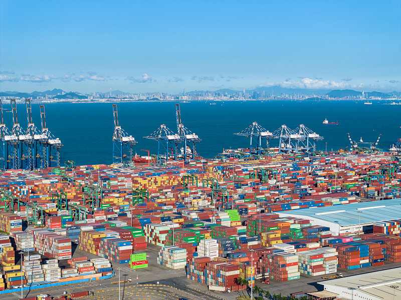 海运进出口改港怎么办？从流程到费用全知晓