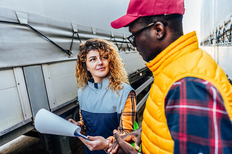 佛山到美国海运多少钱一公斤? 佛山到美国海运多少钱一公斤?