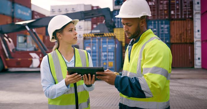 东莞市启亮物流有限公司相对应的参考资料