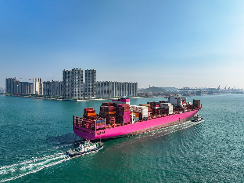 经过中国广州把书籍寄到英国伦敦