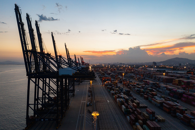 经过郑州把草药寄到英国布拉德福德 经过郑州把草药寄到英国布拉德福德