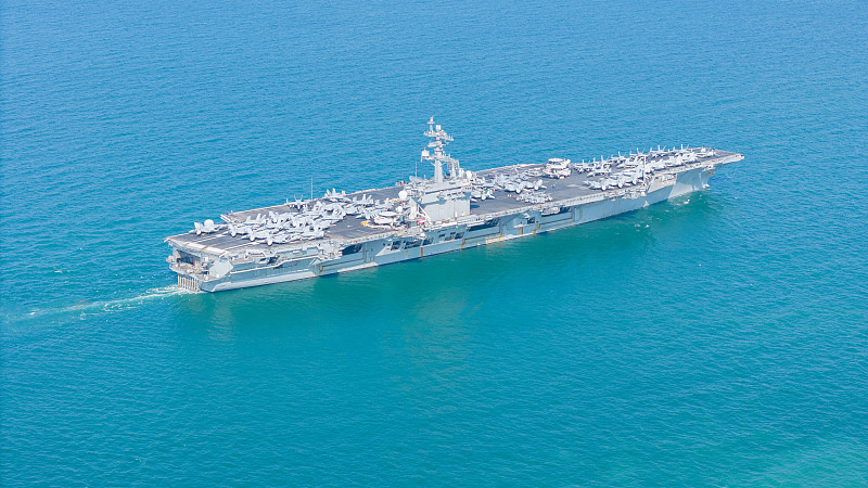 中国浙江宁波到美国客机腹舱带货