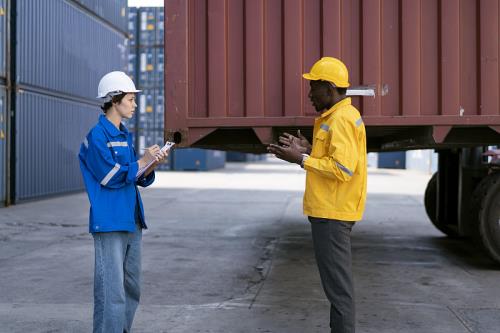 中国广东深圳到南非拼箱海运门到门海运专线