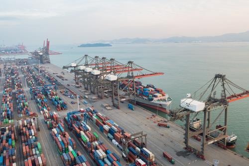 深圳到英国曼彻斯特整柜海运专属集装箱通道